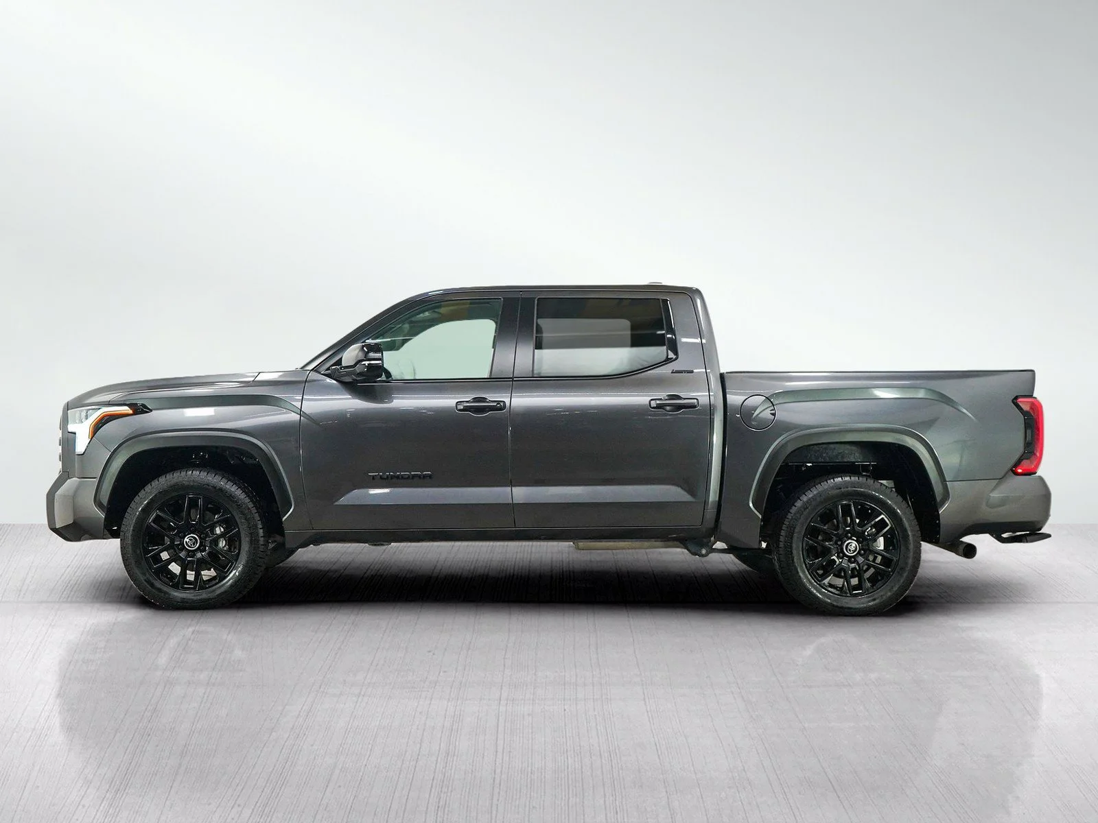 Used 2024 Toyota Tundra Limited with VIN 5TFWA5DB8RX185659 for sale in Minneapolis, Minnesota