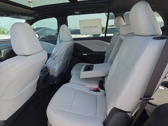 New 2026 Wind Chill Pearl Lexus 350 Premium image 23