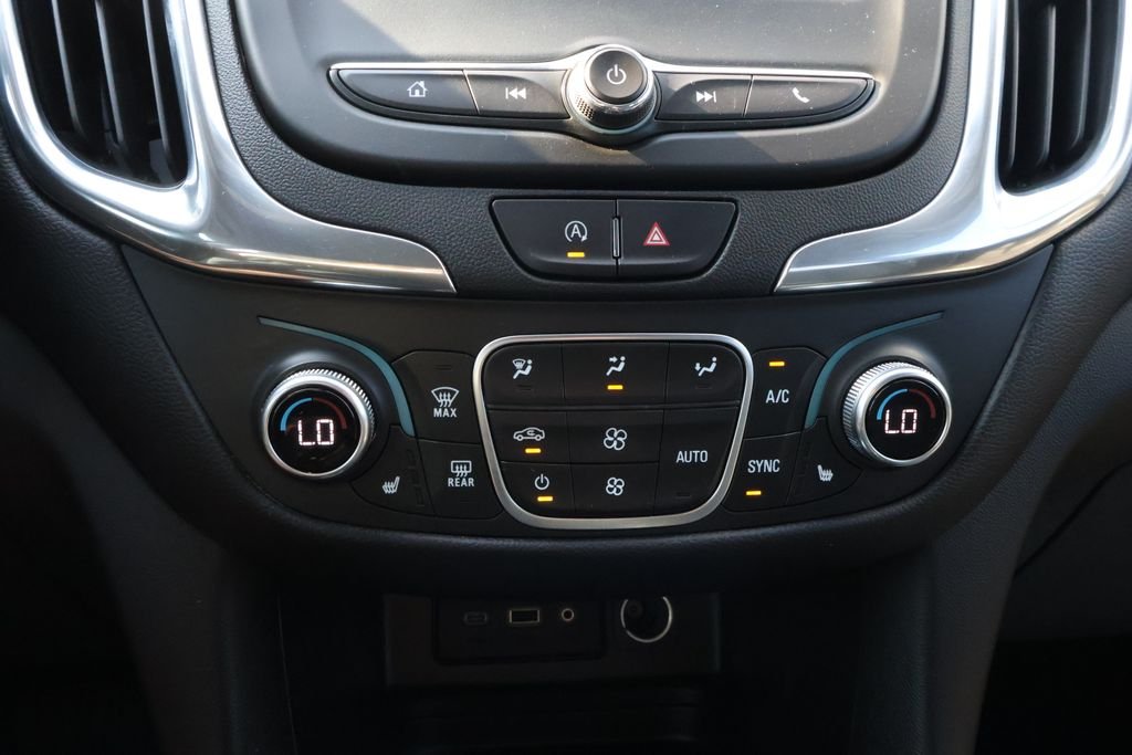Used 2024 Summit White Chevrolet LT image 23