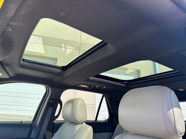 Used 2014 Black Ford Limited image 10