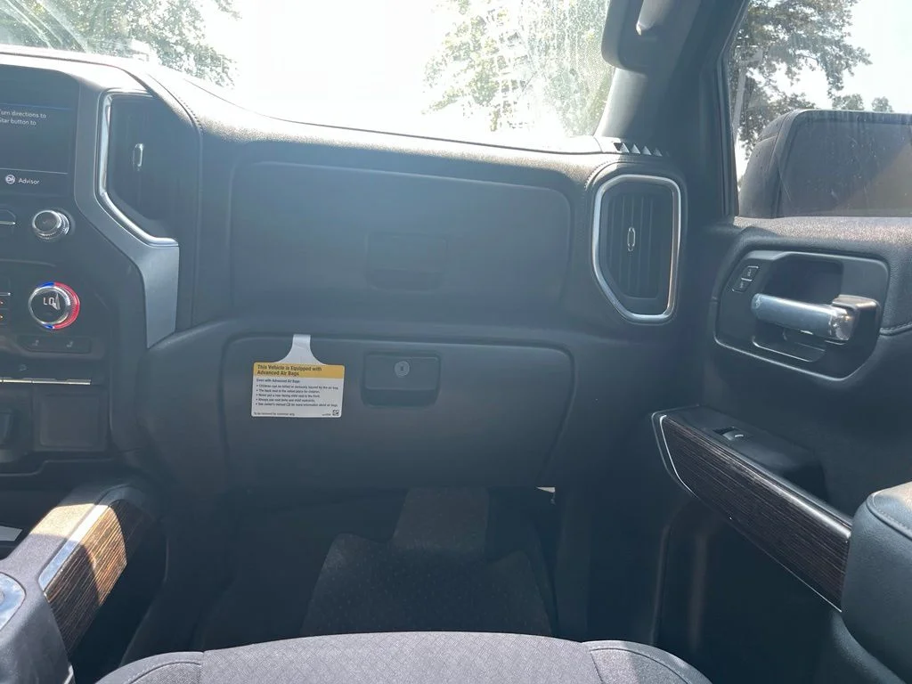 Used 2021 Gray GMC Elevation image 7