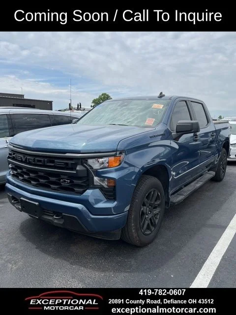 Used 2024 Blue Chevrolet Custom image 1