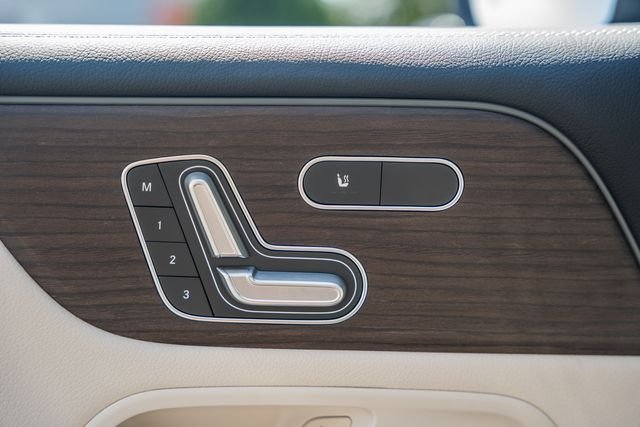 New 2026  Mercedes-Benz GLB 250 image 40