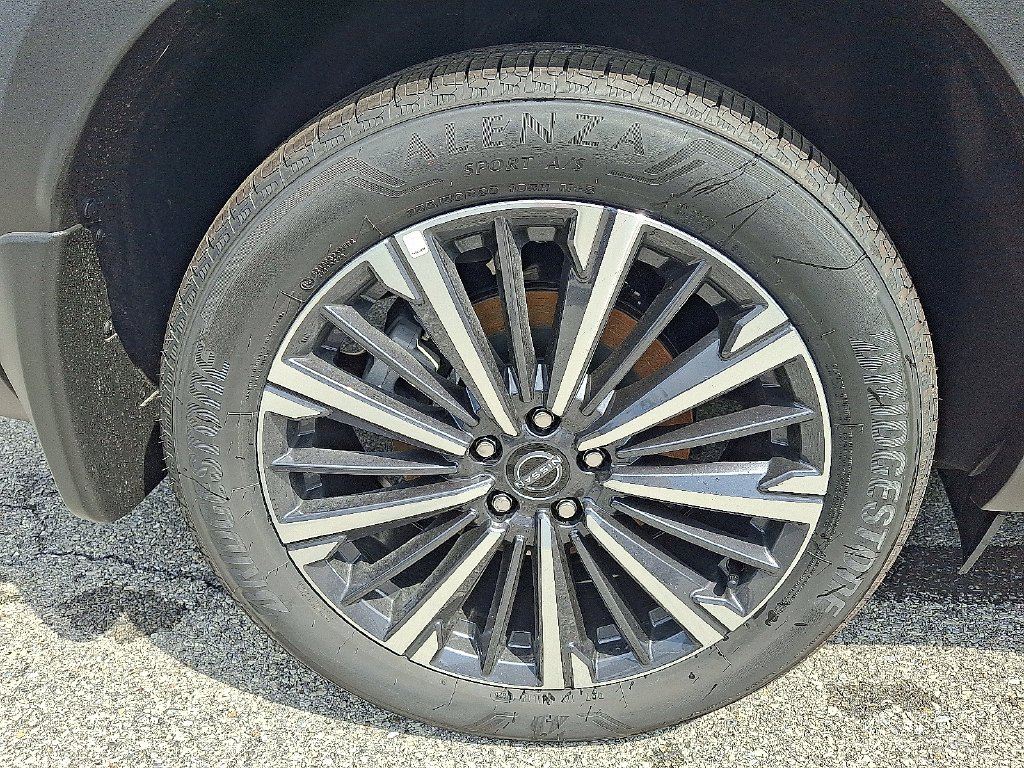 New 2026 Everest White Pearl TriCoat Nissan Platinum image 5