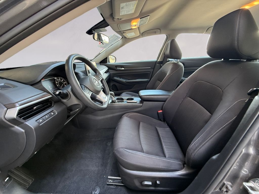 Used 2025 Gray Nissan 2.5 SV image 10