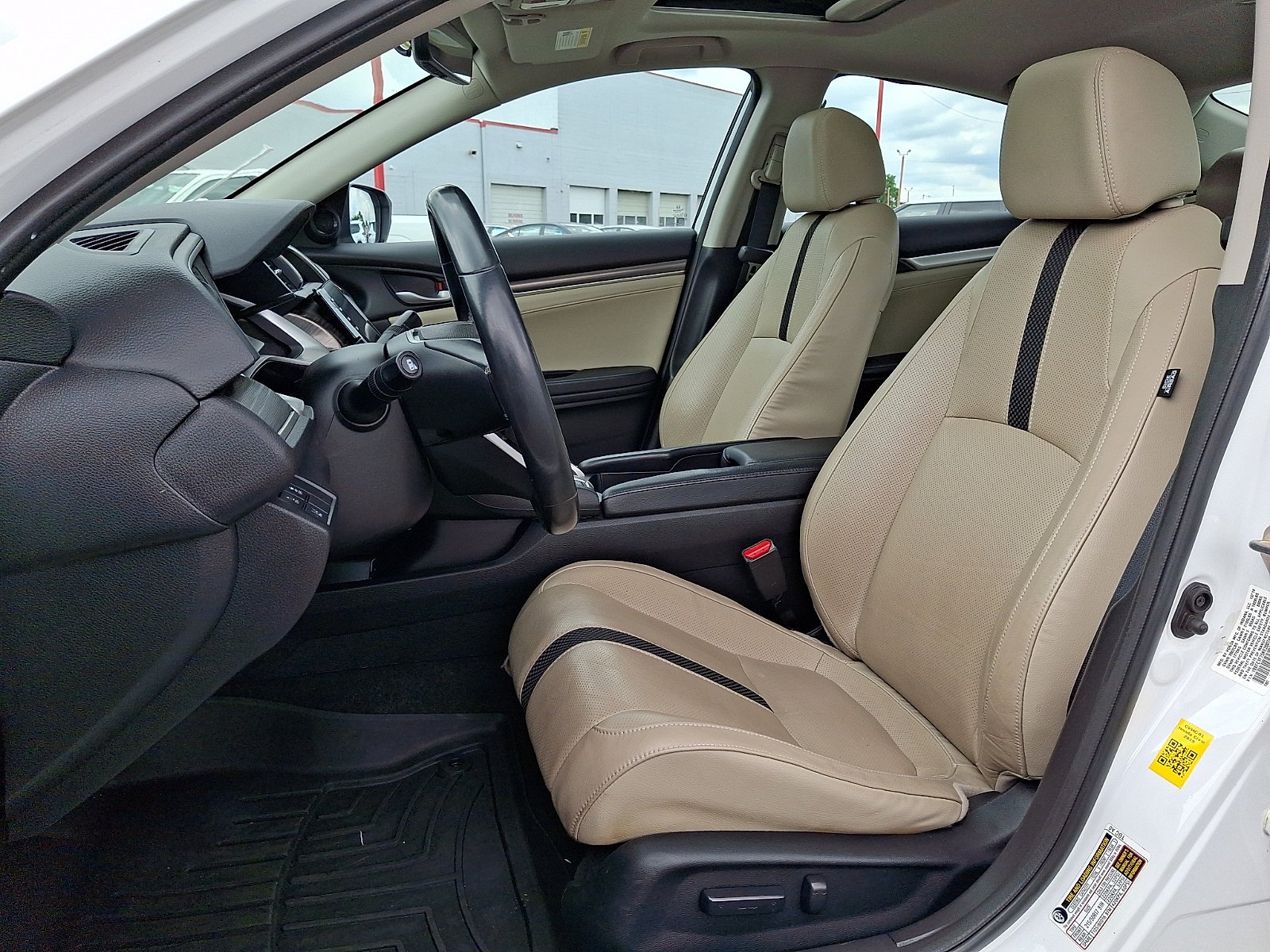 Used 2019 White Orchid Pearl Honda EX-L image 13
