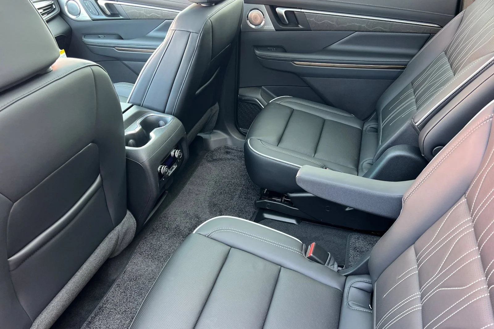 2026 Buick Enclave Avenir - Photo 9
