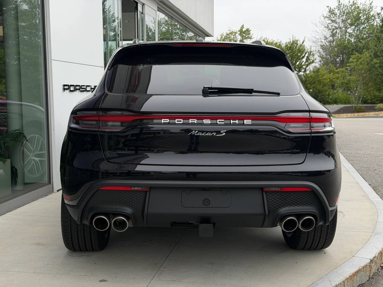 2026 Porsche Macan S - Photo 8