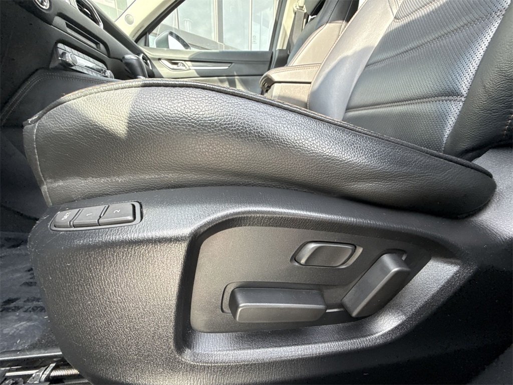 2023 MAZDA CX-5 - Image 11