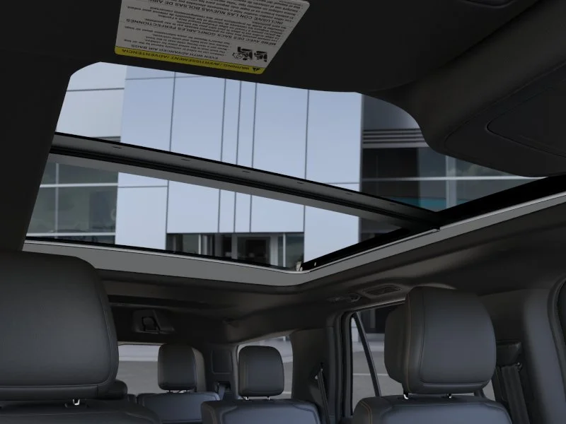 New 2026 Star White Metallic Tri-Coat Ford Tremor image 45