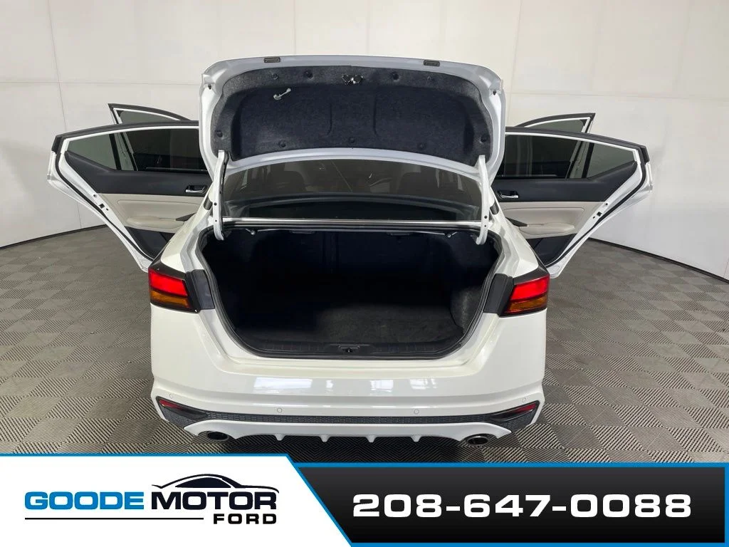 Used 2024 White Nissan 2.5 SL image 21