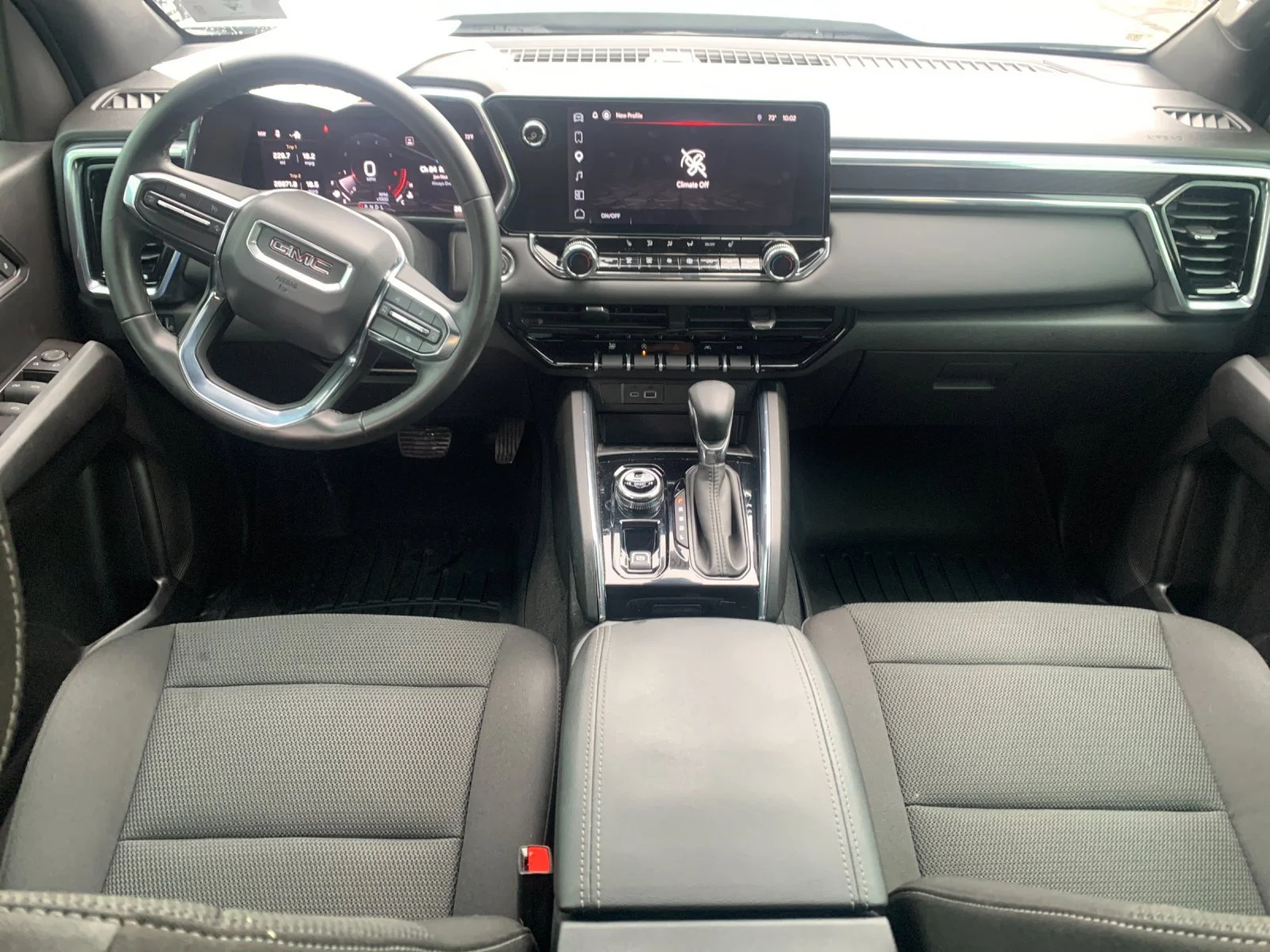 Used 2025 Sterling Metallic GMC Elevation image 15