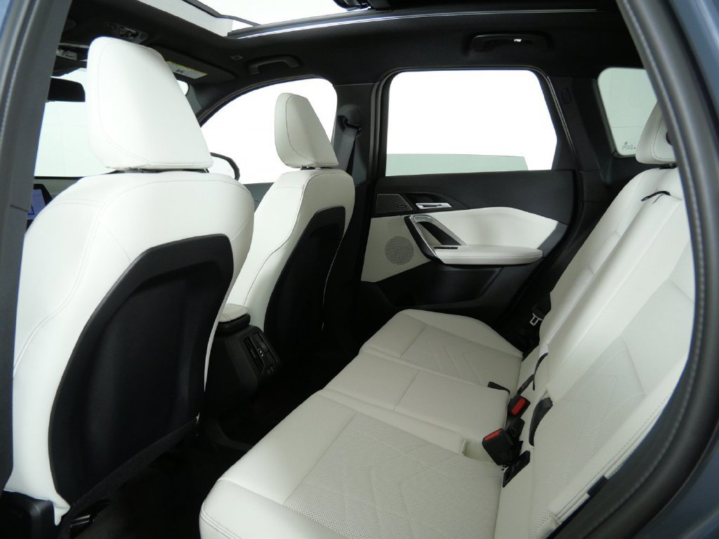 New 2027 Storm Bay Metallic BMW xDrive28i image 29