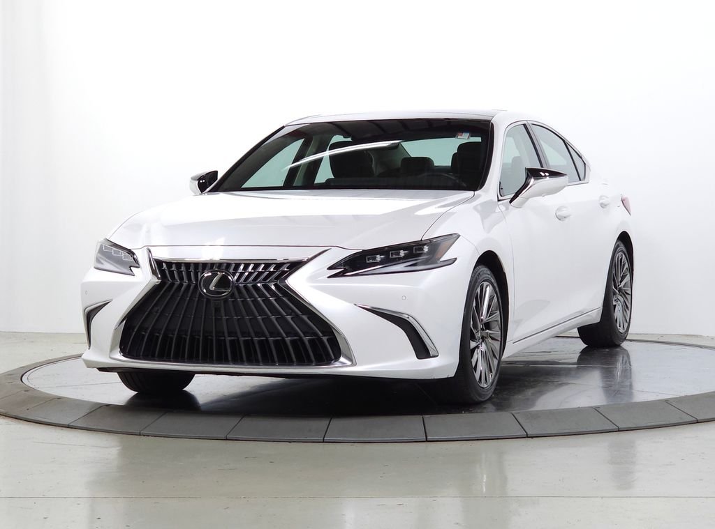 Used 2024 White Pearl Lexus 350 Ultra Luxury image 3