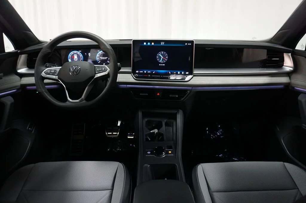 New 2026 Black Volkswagen 2.0T SE R-Line Black image 14