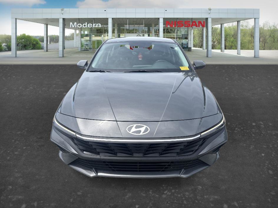 Used 2024 Ecotronic Gray Hyundai SEL image 8