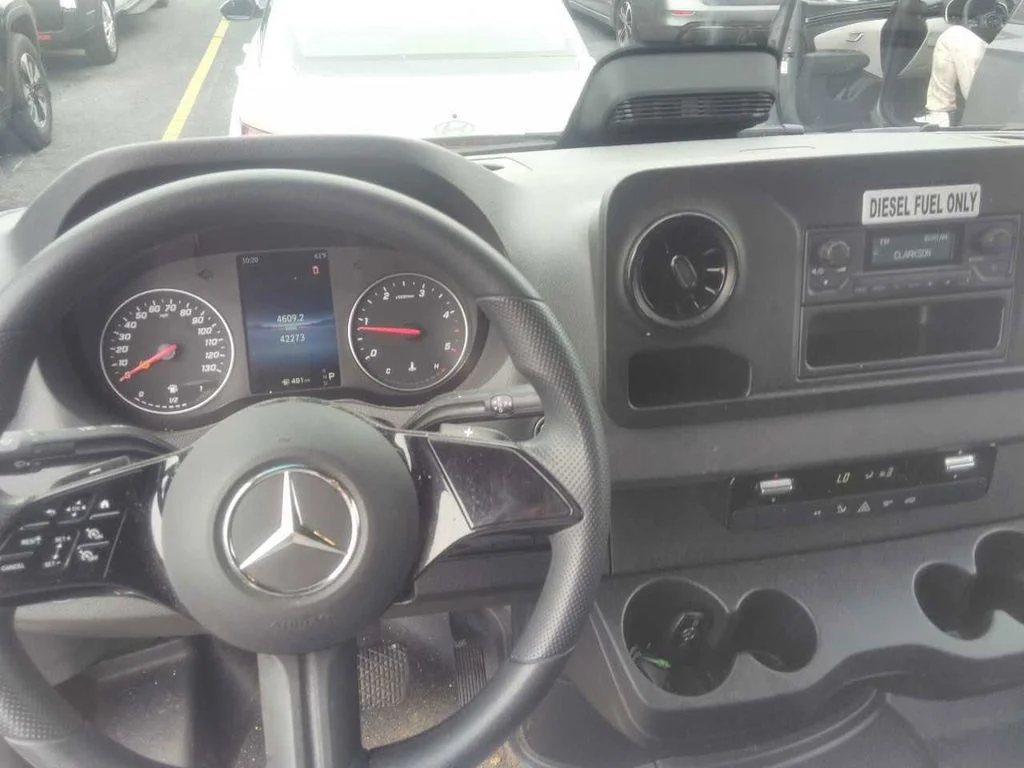 Used 2025 White Mercedes-Benz Cargo 144 WB image 12