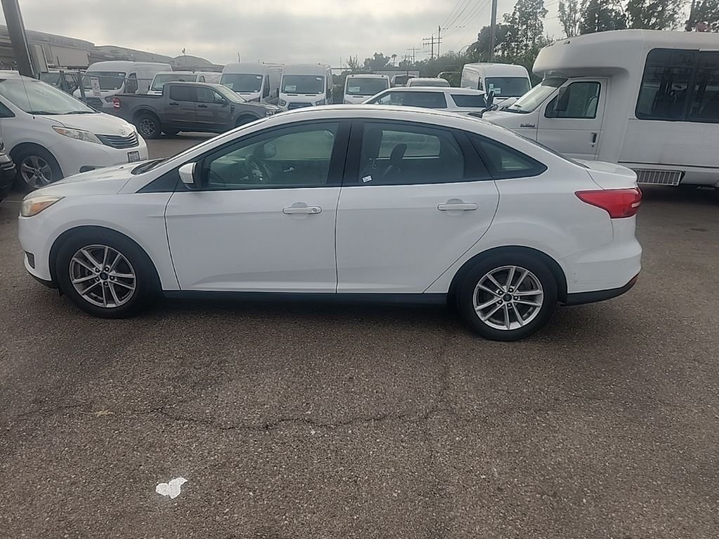Used 2018 White Ford SE image 9