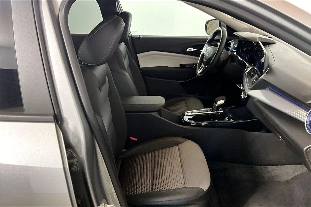 Certified Used 2025 Sterling Gray Metallic Chevrolet LT image 6