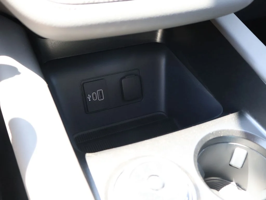New 2026 Carbonized Gray Metallic Ford Active image 39