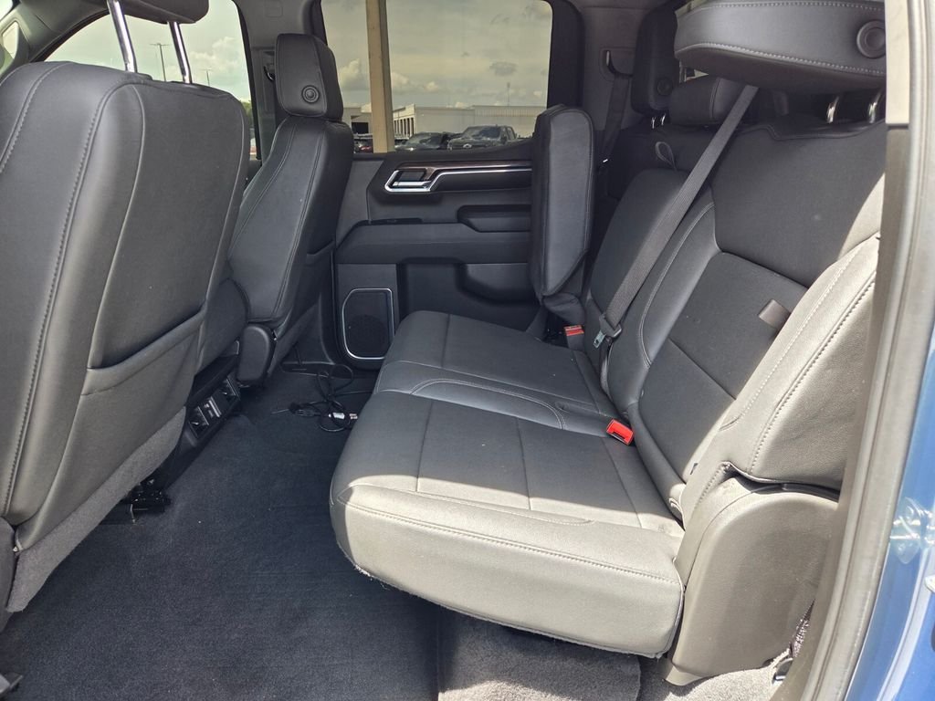 Used 2024 Blue Chevrolet LT image 8
