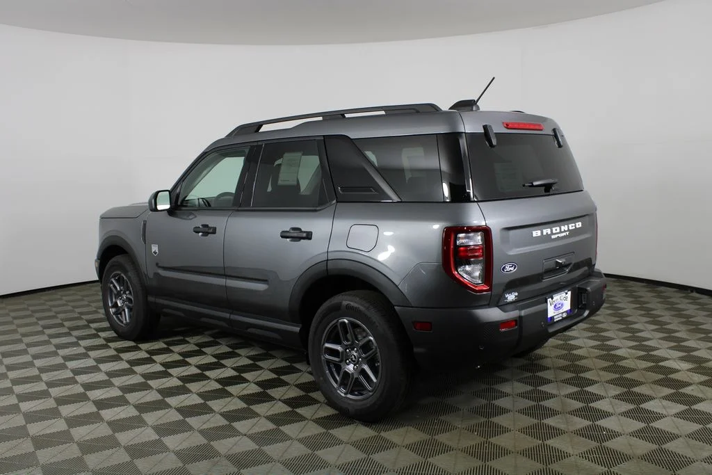 New 2026 Carbonized Gray Metallic Ford Big Bend image 4