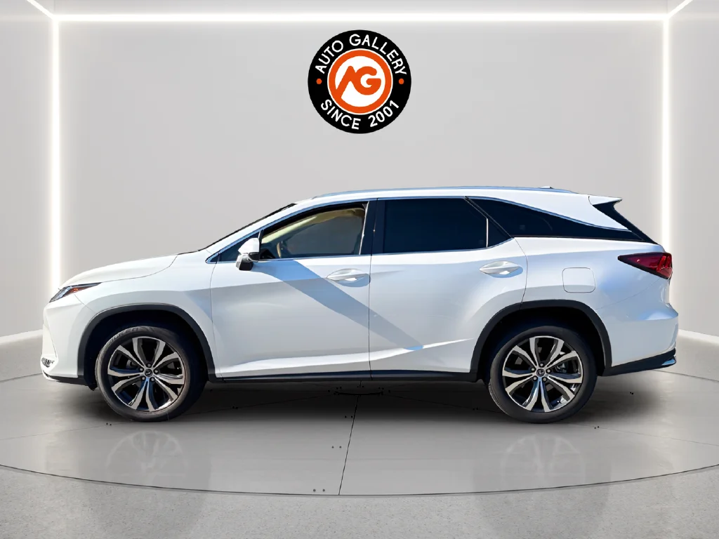 Used 2022 White Lexus 350L image 4