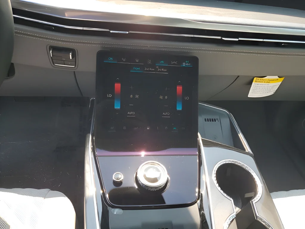 2026 Cadillac Escalade IQ Sport - Photo 47