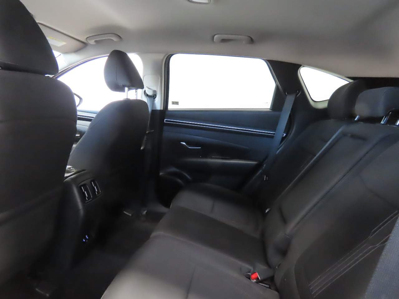 Used 2024 Intense Blue Hyundai SEL image 15