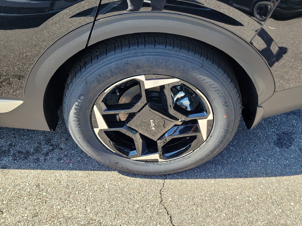 New 2026 Ebony Black Kia EX image 39