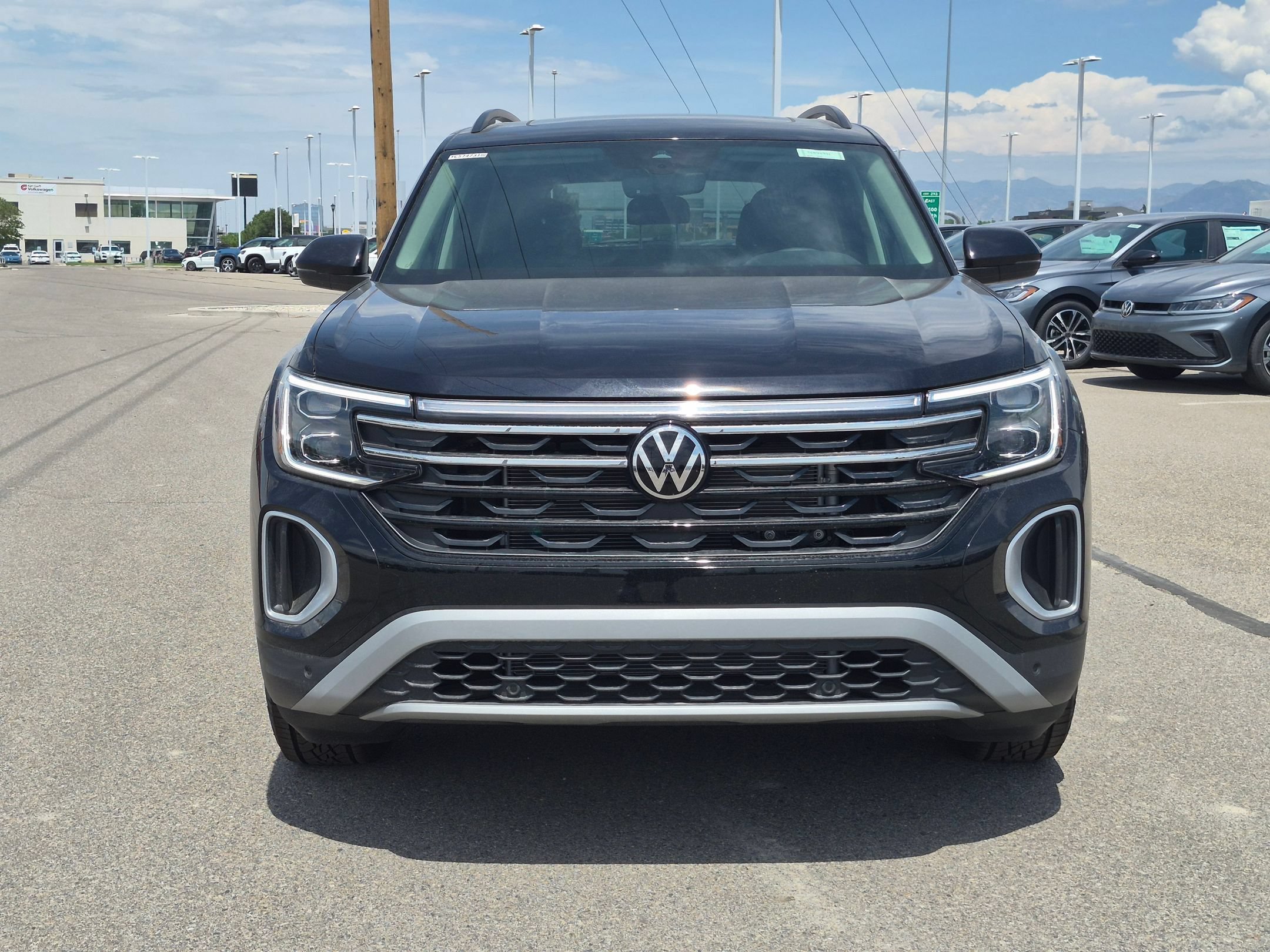 New 2026 Black Pearl Volkswagen 2.0T Peak Edition image 9