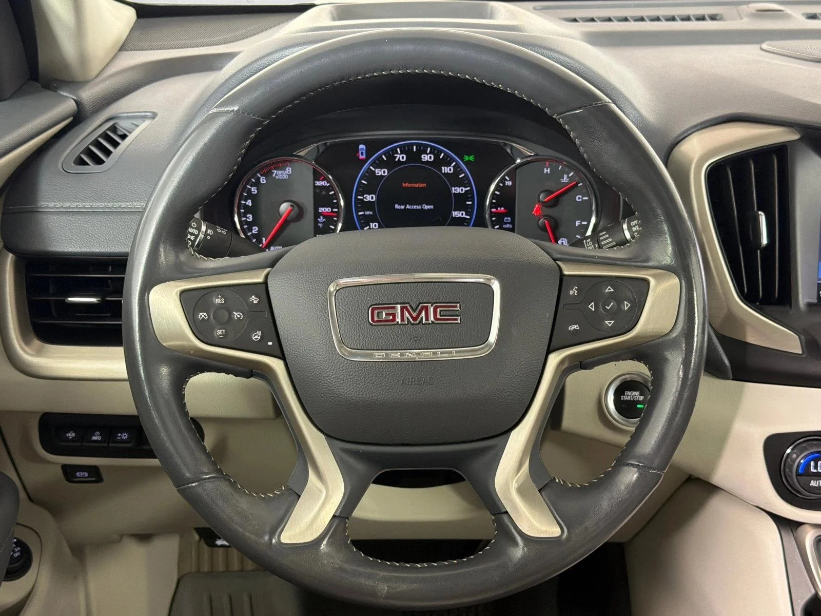 Used 2022 Black GMC Denali image 26