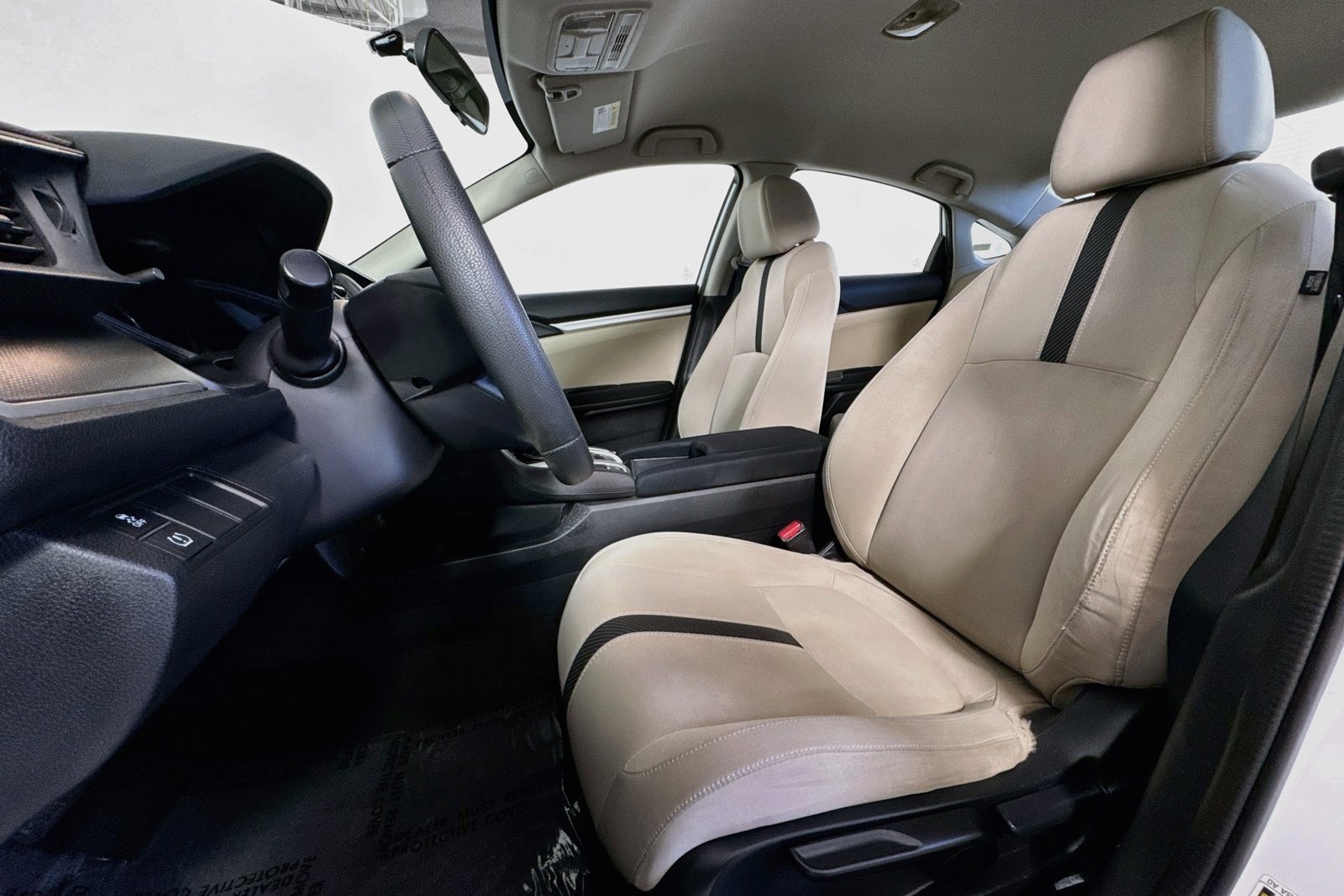 Used 2017 Taffeta White Honda LX image 18