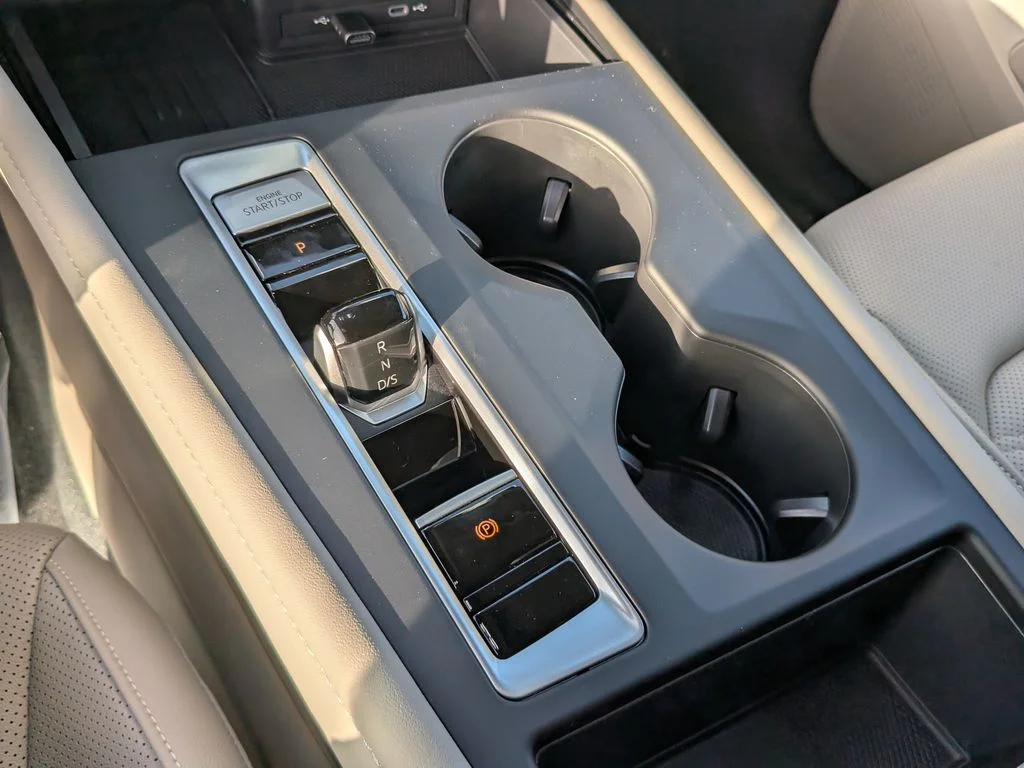 New 2026 White Volkswagen 2.0T SE image 21