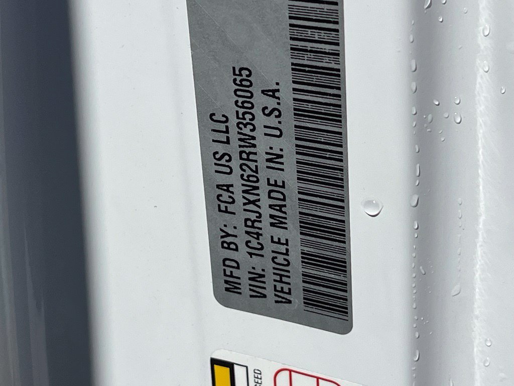 Used 2024 White Jeep Sport S 4xe image 22