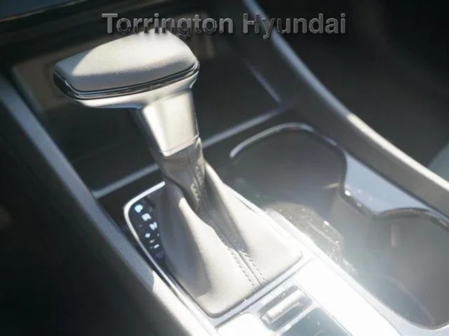 2025 Hyundai Santa Cruz Limited - Photo 16