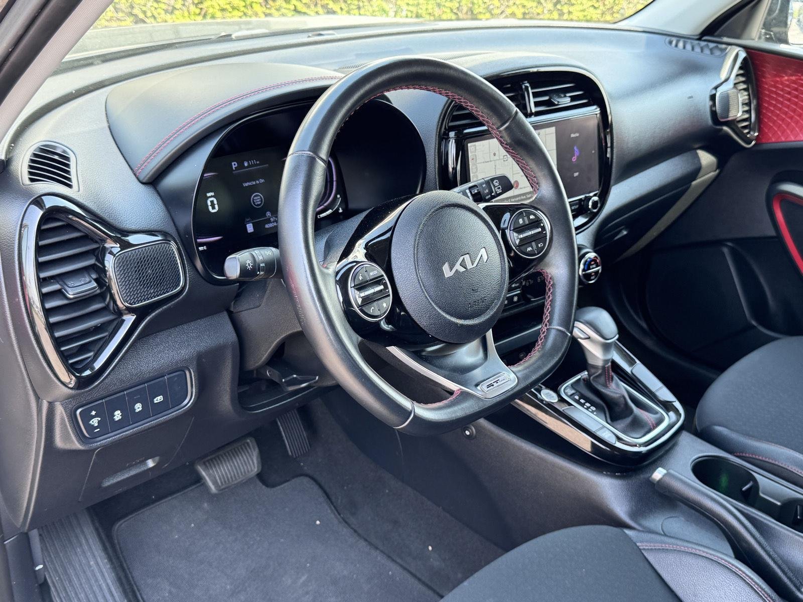 Used 2023 Gravity Gray Kia GT-Line image 26