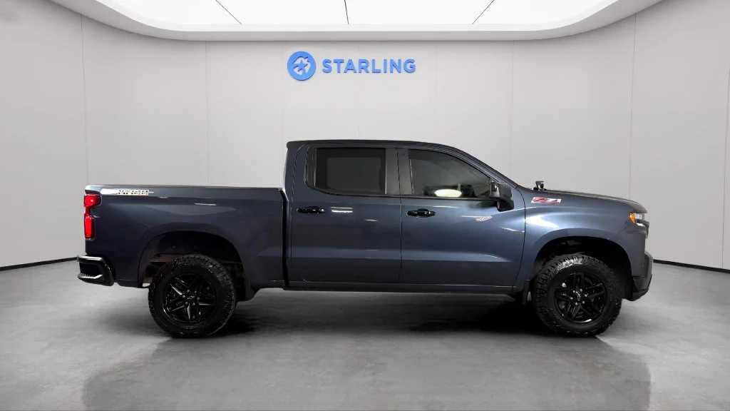 Used 2021 SHADOW GRAY METALLIC Chevrolet LT Trail Boss image 12