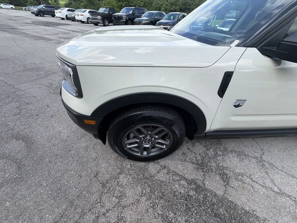 Used 2025 Beige Ford Big Bend image 10