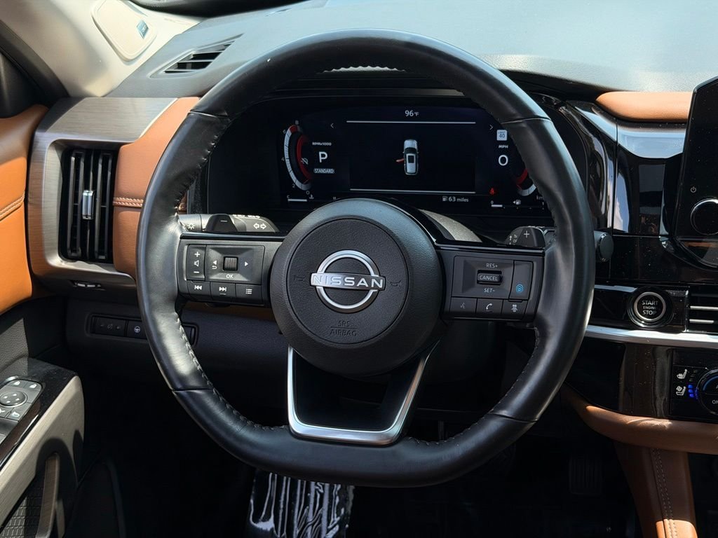 Used 2024 Gray Nissan Platinum image 22