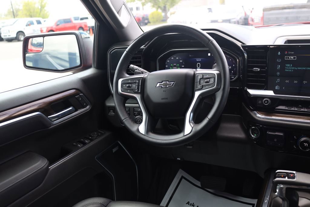 Used 2023 Red Chevrolet RST image 19
