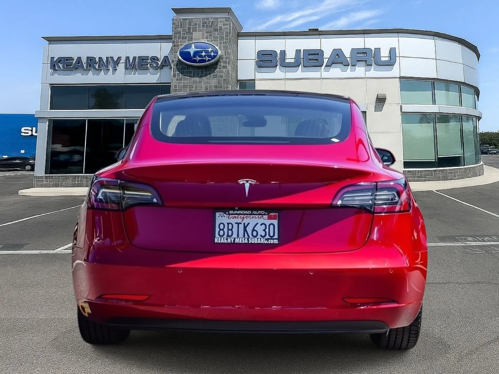 Used 2018  Tesla Long Range image 5