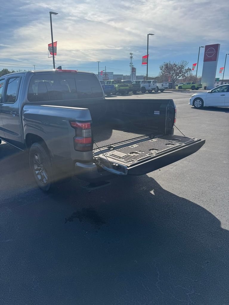 2026 Nissan Frontier SV - Photo 11