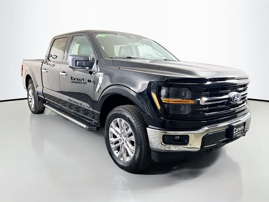 New 2026 Agate Black Metallic Ford XLT image 1
