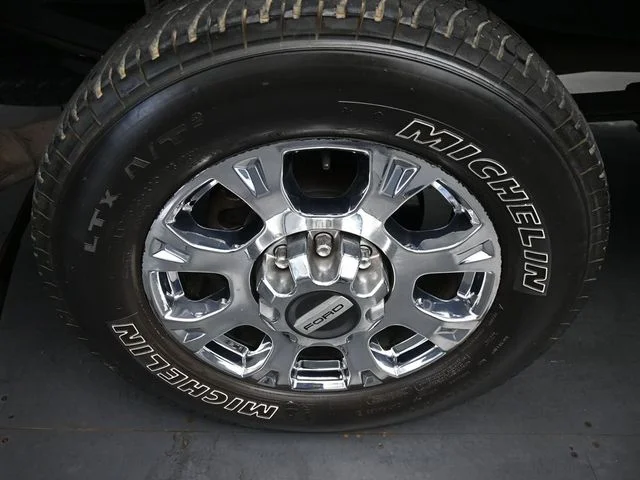Used 2022 Blue Ford Lariat image 14