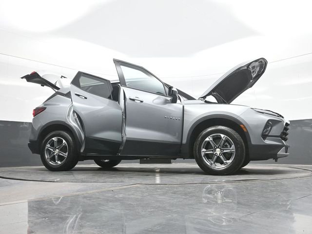 Used 2024 Gray Chevrolet LT image 31