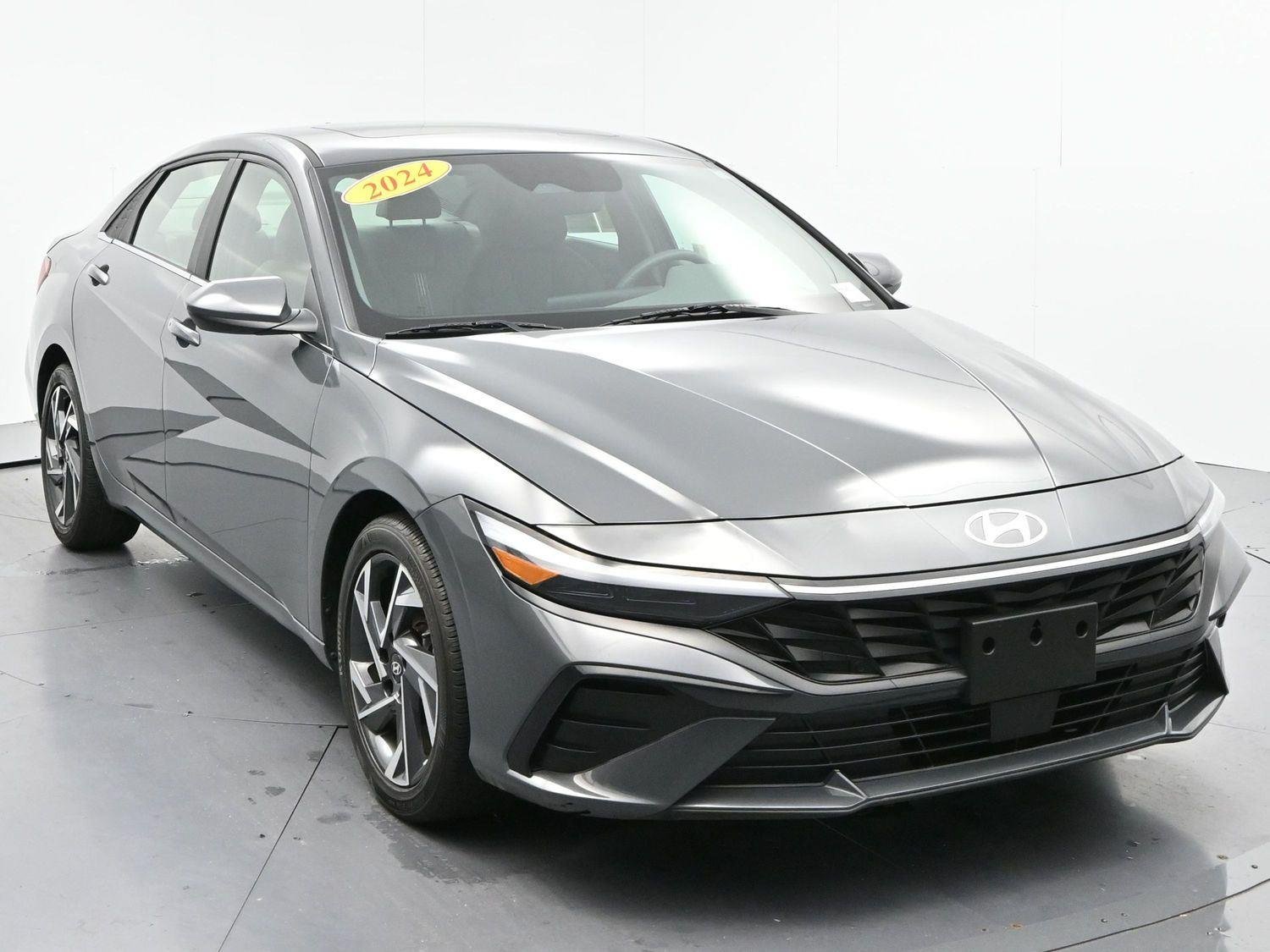Used 2024 Ecotronic Gray Hyundai SEL image 2