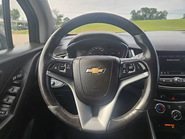 Used 2022 Mosaic Black Metallic Chevrolet LT image 14