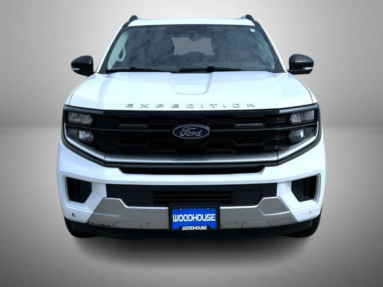 Used 2025 White Ford Platinum image 2