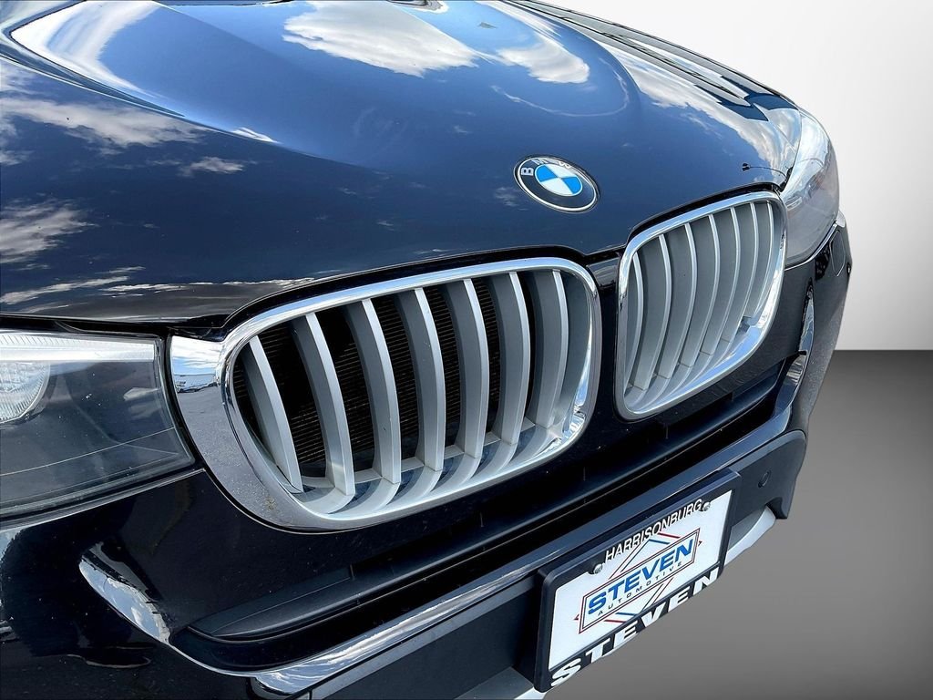 Used 2017 Black BMW sDrive28i image 37